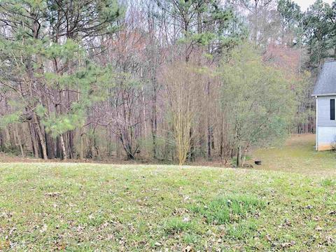 177 Hayes Cir, Rex, GA 30273 photo 4