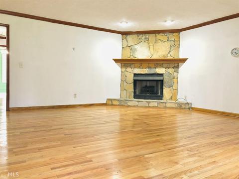 177 Hayes Cir, Rex, GA 30273 photo 7