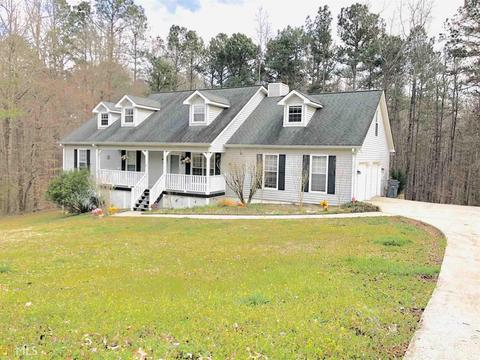 177 Hayes Cir, Rex, GA 30273 photo 2