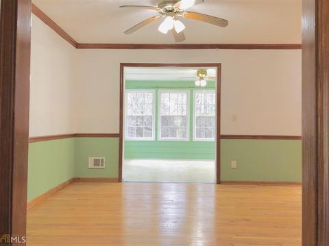177 Hayes Cir, Rex, GA 30273 photo 9