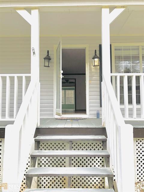 177 Hayes Cir, Rex, GA 30273 photo 6