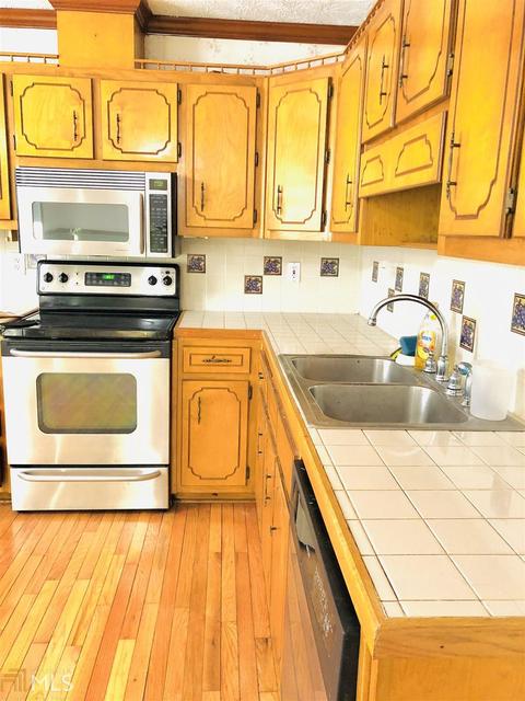 177 Hayes Cir, Rex, GA 30273 photo 11