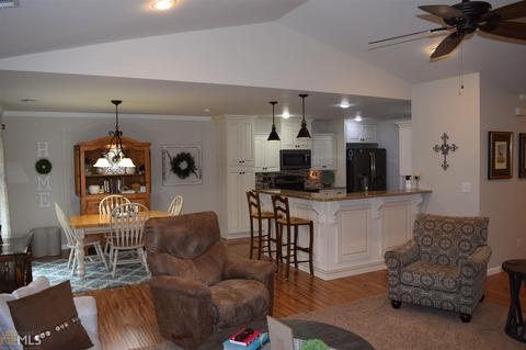 95 Sanders Rd, Lagrange, GA 30240 photo 4