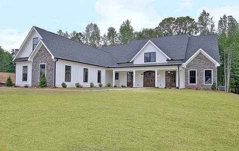 165 Dean Dr, Tyrone, GA 30290 photo 2