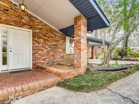 1478 Hammack Dr, Morrow, GA 30260 photo 3