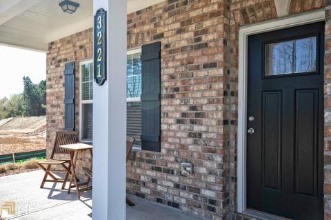 153 Malbone St, Cartersville, GA 30120 photo 2