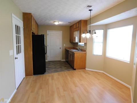 545 Cowan Rd, Covington, GA 30016 photo 11