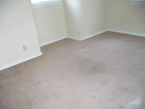 900 S Willowcrest Way, Lagrange, GA 30241 photo 4