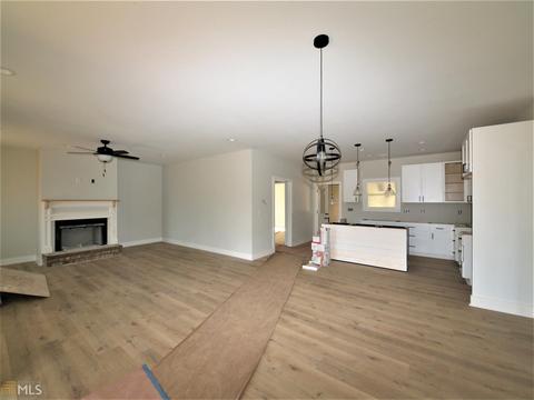 1009 Commerce St, Madison, GA 30650 photo 5