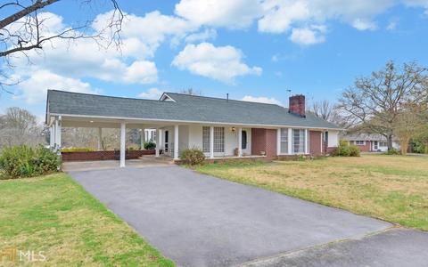 112 Clearview Dr, Toccoa, GA 30577 photo 2
