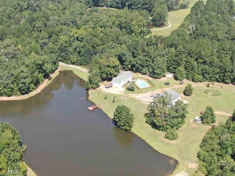 141 Derby Dr, Forsyth, GA 31029 photo 4
