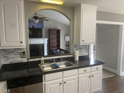 366 Elizabeth Ct, Colbert, GA 30628 photo 10