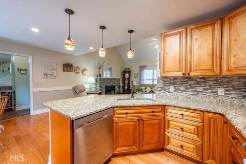 210 Bent Twig Dr, Cornelia, GA 30531 photo 9