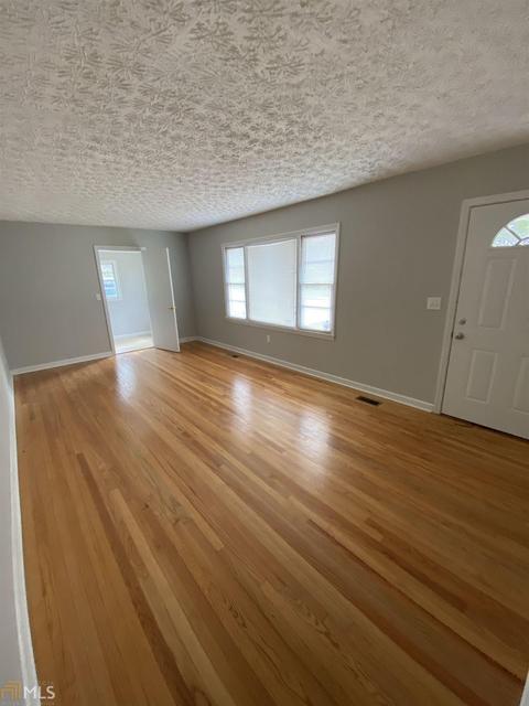 131 Nelson St, Monroe, GA 30655 photo 4