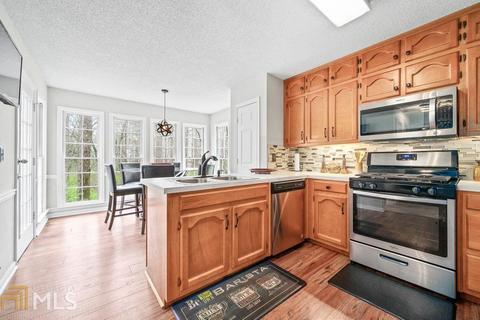 3095 Rock Creek Dr, Rex, GA 30273 photo 9