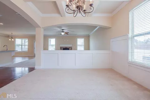 7671 Brazos Trl, Fairburn, GA 30213 photo 14