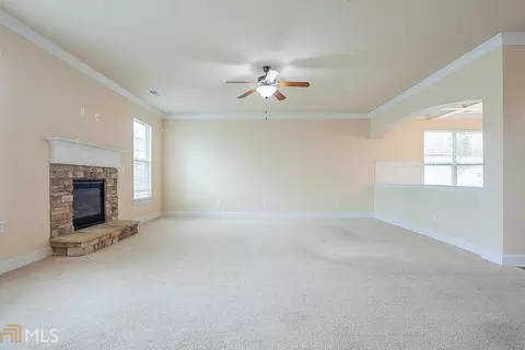 7671 Brazos Trl, Fairburn, GA 30213 photo 12