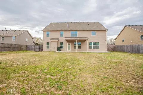 7671 Brazos Trl, Fairburn, GA 30213 photo 7