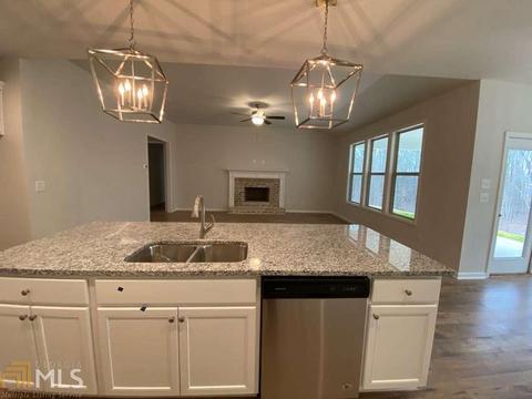 231 Greystone Ct, Winder, GA 30680 photo 5