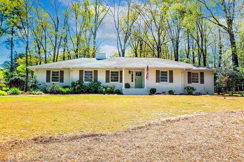 332 Pine Cir, Monroe, GA 30655 photo 1