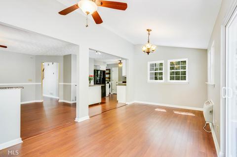 3911 E Meadow Dr, Duluth, GA 30096 photo 8