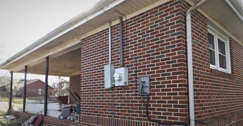 207 Laurel Ave, Comer, GA 30629 photo 6