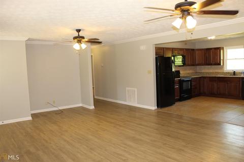 58 Hamilton Dr, Lagrange, GA 30240 photo 6