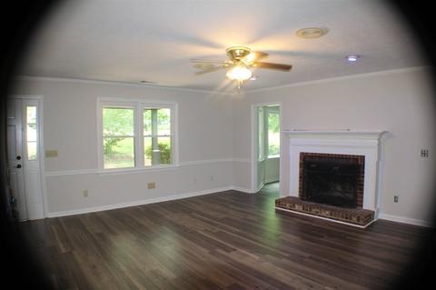 129 Brittney Ln, Lagrange, GA 30240 photo 10