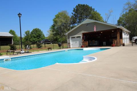 982 Dixie Rd, Covington, GA 30014 photo 4