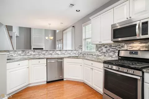 3922 Coventry Park Ln, Peachtree Corners, GA 30096 photo 8