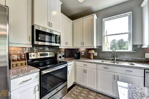 19 Caison Dr S, Winder, GA 30680 photo 10
