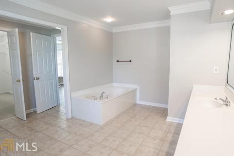 601 Hexham Ct, Suwanee, GA 30024 photo 12