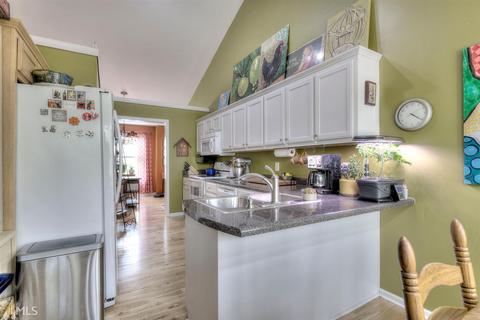 37 Windrush Dr, White, GA 30184 photo 9