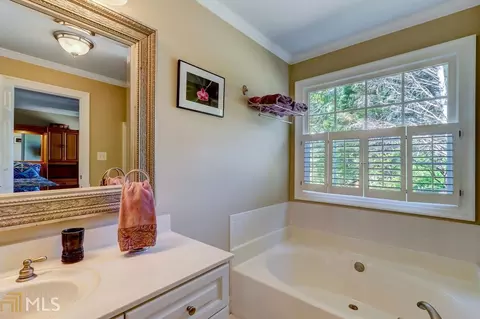 611 Iris Ln, Winder, GA 30680 photo 26