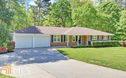 128 Scott Cir, Toccoa, GA 30577 photo 2
