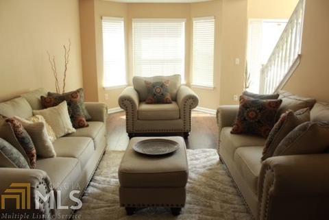 576 Gonzaga Cir, Hampton, GA 30228 photo 4