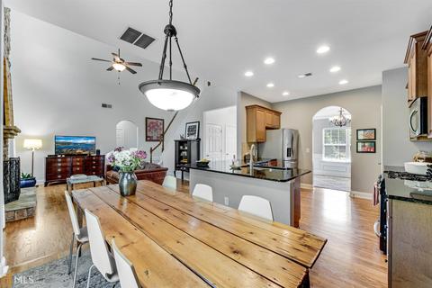 208 Ashburn Ct, Canton, GA 30115 photo 14