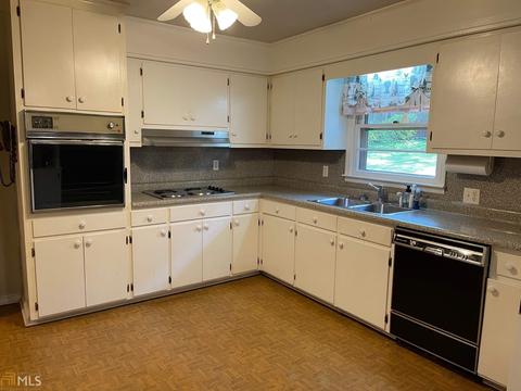 394 Yates St, Cornelia, GA 30531 photo 4
