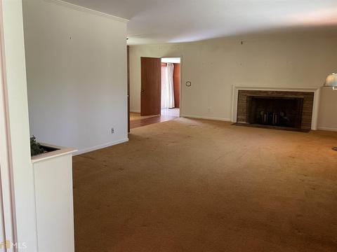 903 Piney Woods Dr, Lagrange, GA 30240 photo 2