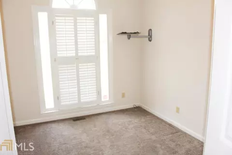 218 N View Pt, Lagrange, GA 30240 photo 9