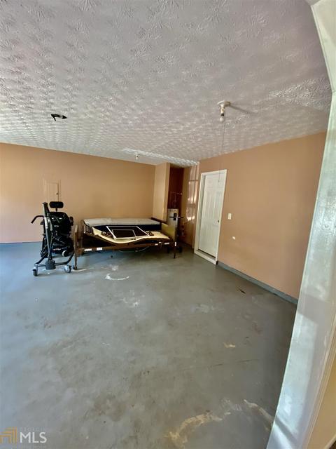 726 Mossy Oak Dr, Jackson, GA 30233 photo 4