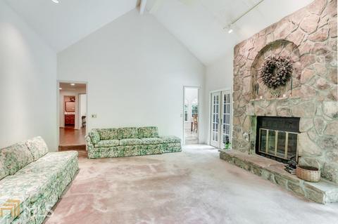 4680 Bush Rd, Peachtree Corners, GA 30096 photo 6
