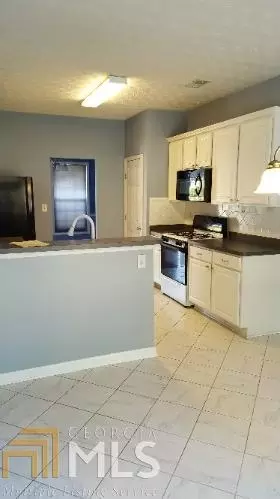 1027 Maple Leaf Dr, Mcdonough, GA 30253 photo 3