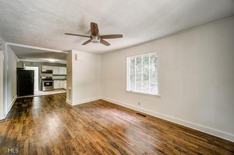 163 Toccoa St, Toccoa, GA 30577 photo 3