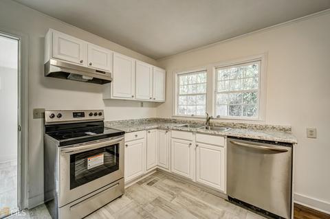163 Toccoa St, Toccoa, GA 30577 photo 6