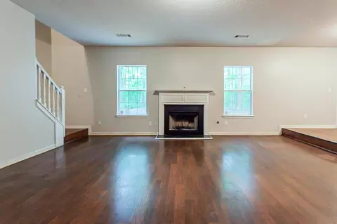 904 Brisley Cir, Hampton, GA 30228 photo 5