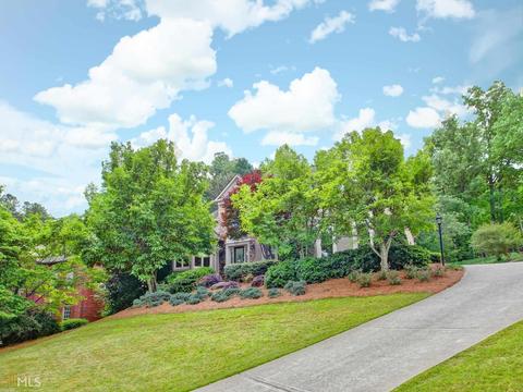 3915 Berkeley View Dr, Berkeley Lake, GA 30096 photo 2