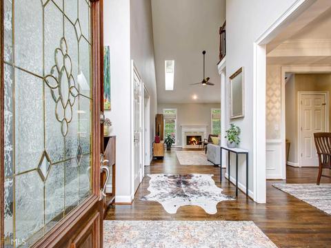 3915 Berkeley View Dr, Berkeley Lake, GA 30096 photo 4