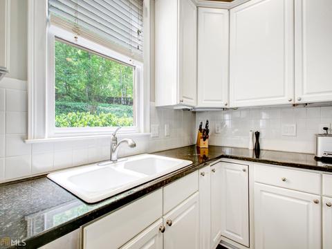 3915 Berkeley View Dr, Berkeley Lake, GA 30096 photo 20
