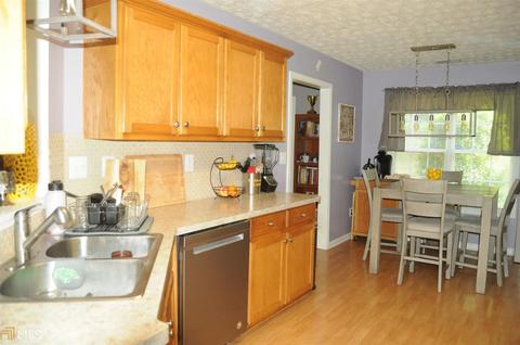 455 Pebble Blvd, Covington, GA 30016 photo 11